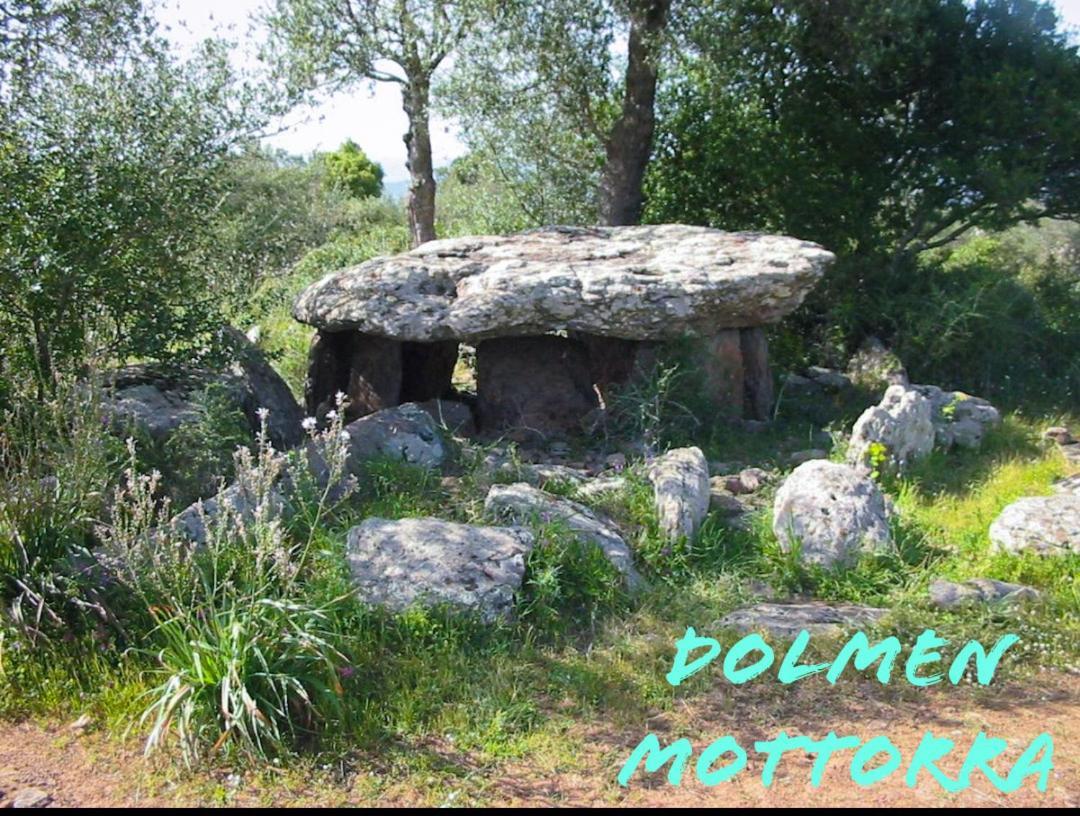 Hostal Residenza Di Campagna Dolmen Motorra Dorgali Exterior foto