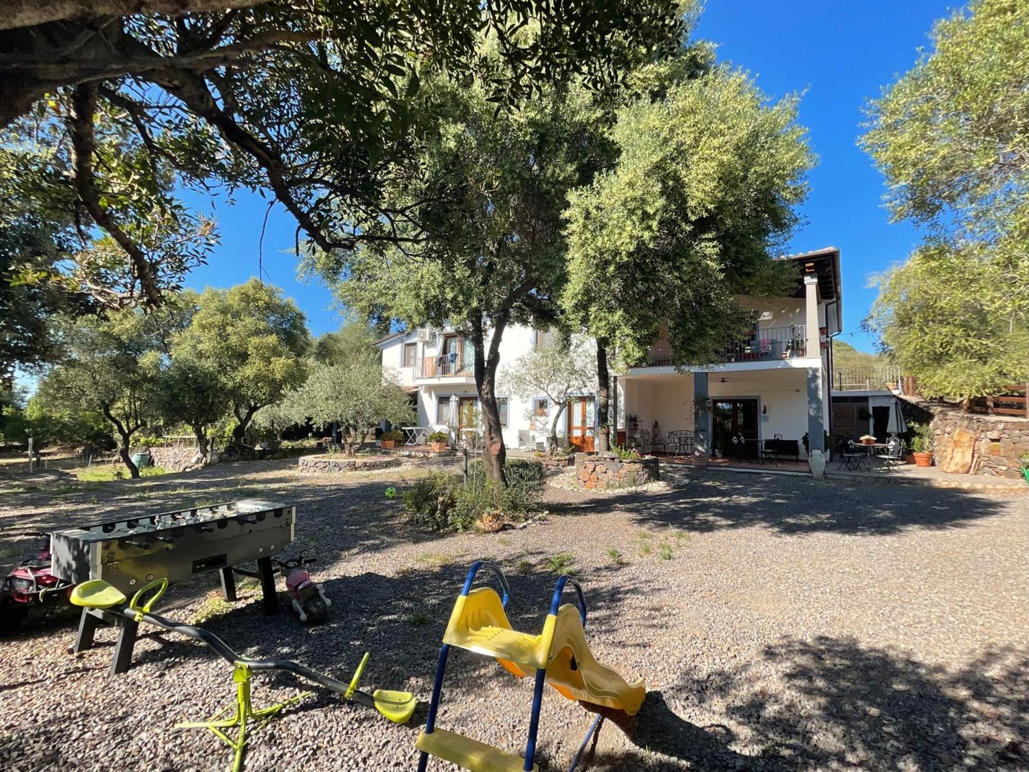 Hostal Residenza Di Campagna Dolmen Motorra Dorgali Exterior foto