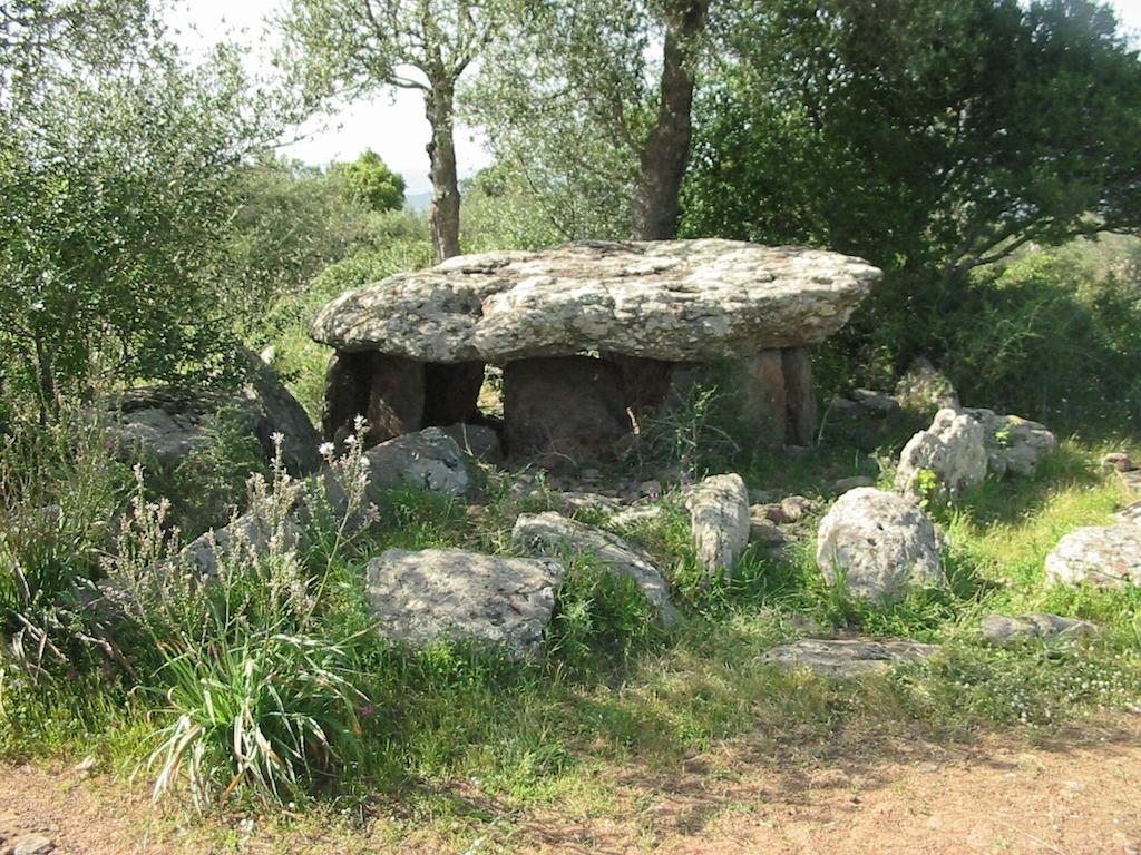Hostal Residenza Di Campagna Dolmen Motorra Dorgali Exterior foto